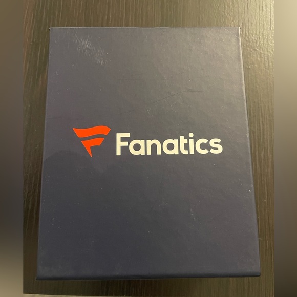 New York Islanders Inaugural season game used ice. - Picture 4 of 4